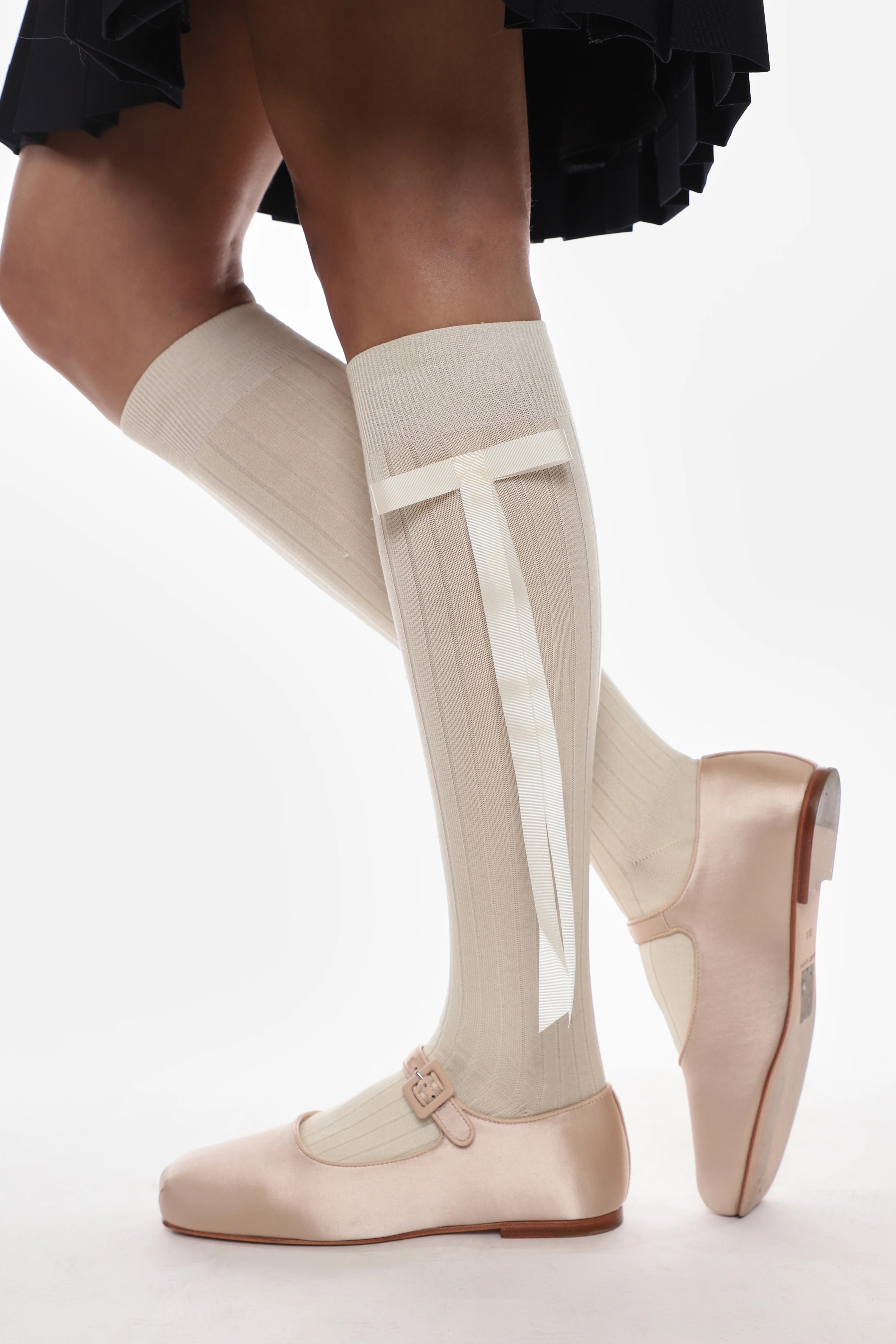 MARY JANE POINTE IN BALLET SATIN - Image 6